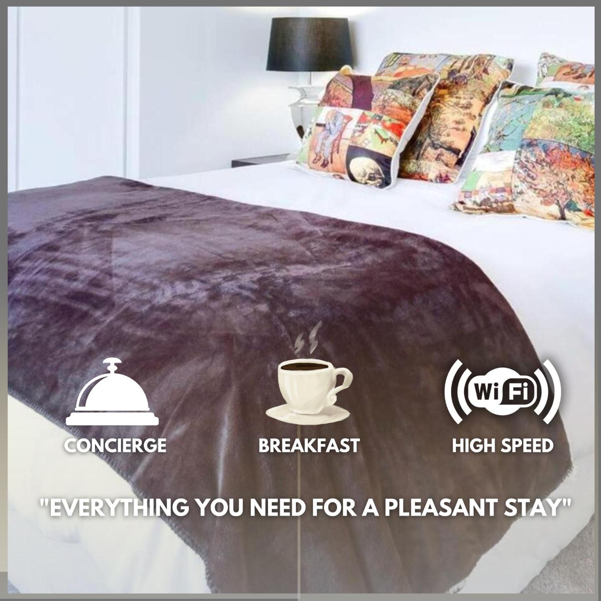 Sejour Avec Petit-dejeuner A La Demande A 20 Minutes De L'espagne A La Douceur Catalane Apartment